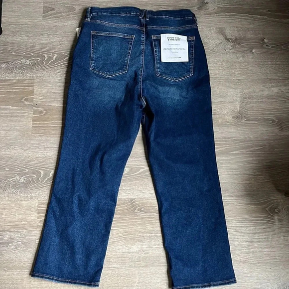 NEW Good American Good Legs Straight Jeans - Picture 10 of 12